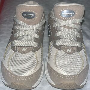 Toddler New balance sneaker